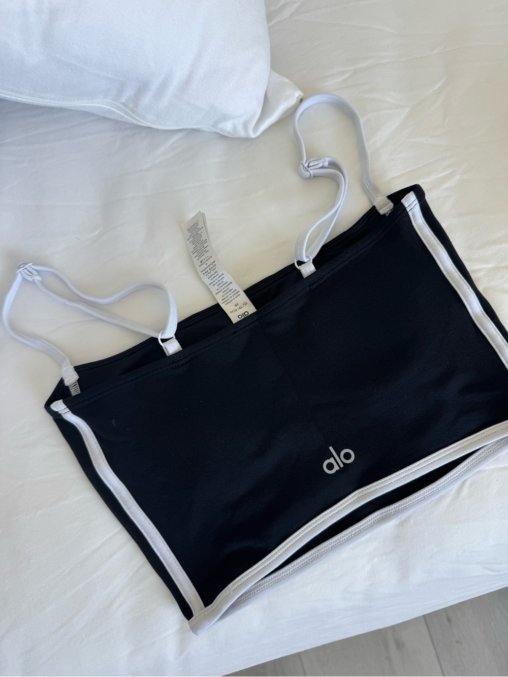 ALO Yoga Black Sports Bralette with White Trim